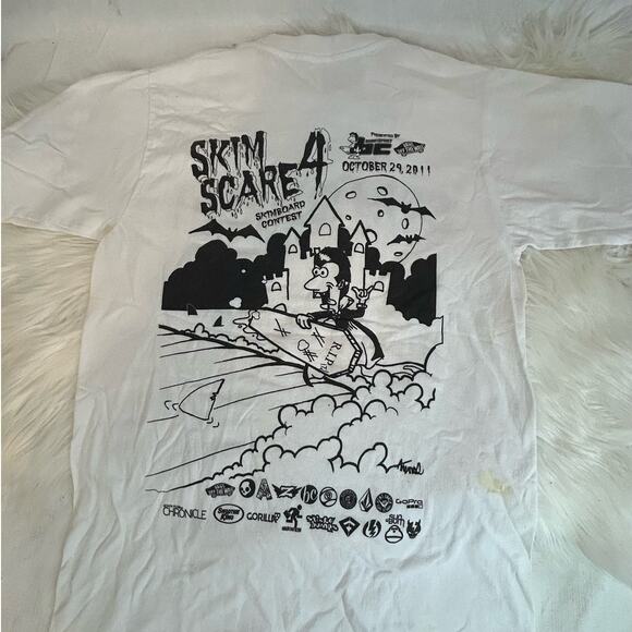 Vintage Skim Scare 4 2011 Vans Adult Small T Shirt Skate - Picture 2 of 4